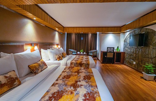 Darjeeling Hotel | Yashshree Mall Road Darjeeling