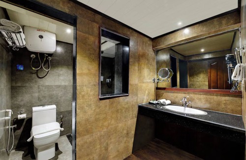 Darjeeling Hotel | Yashshree Mall Road Darjeeling