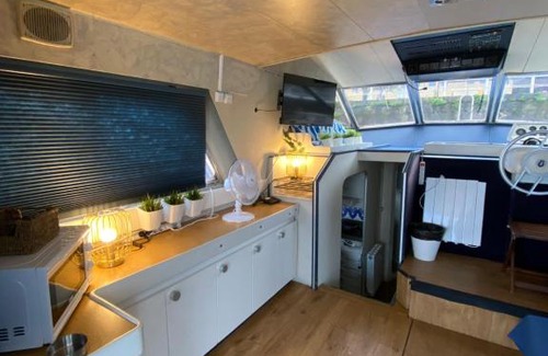 Gijon City Centre Boat Rental | Yate Gijon , experiencia unica J