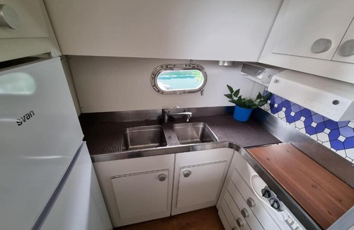 Gijon City Centre Boat Rental | Yate Gijon , experiencia unica J