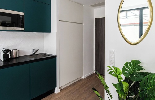Issy-les-Moulineaux Apartment | YAYS Paris Issy by Numa