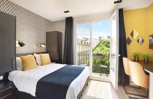Grenelle Apartment | YAYS Paris Zola by Numa