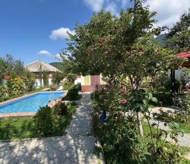 Gabala Villa | Yeşil Ev