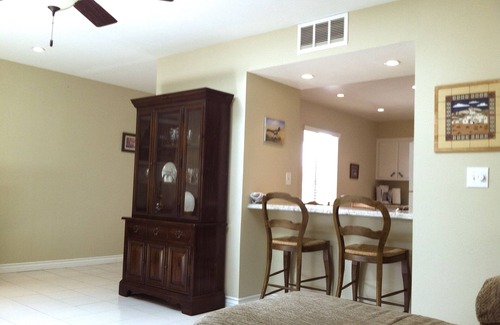 Sun City House | Year-Round Paradise: Walk to Golf, Markets & Restaurants-A 55+ Community
