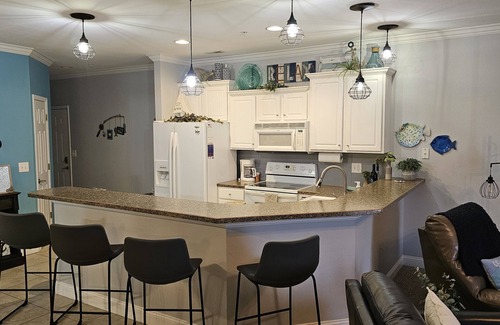 Camdenton Condo | Year Round Relaxation with Beautiful Lake View for Creating Great Memories!