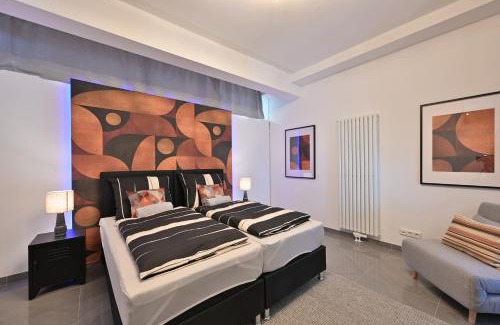 Nordstadt Apartment | Yello Homes - Luxus Loft für bis zu 7 Personen nähe Airport & Messe, Tischfußball & Whirlpool