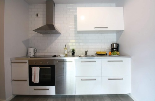 City Centre Apartment | Yellow Apartment 2 in Old Town