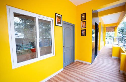 Kondapur Hotel | Yellow Bells Signature HITEC City