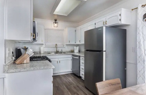Amarillo House | Yellow City Retreat near hospitals, dining & I-40!
