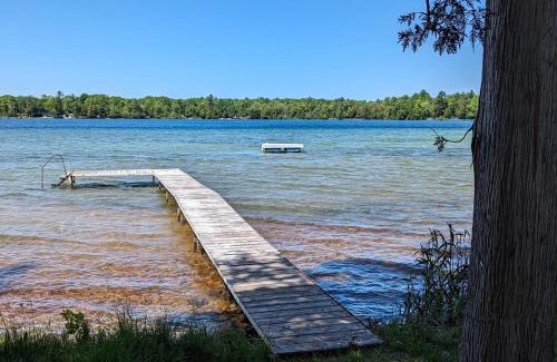 Kewadin House | Yellow Cottage - Trick's Resort