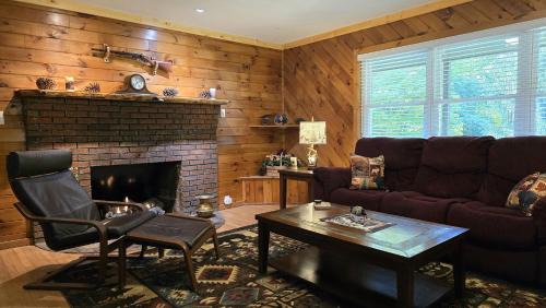 Robbinsville House | Yellow Creek Cabin