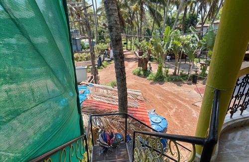 Anjuna Villa | Yellow Haven 4BR Villa in Goa by Homeyhuts