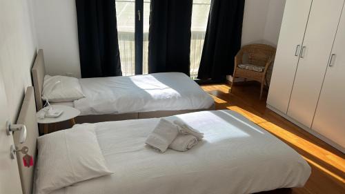 Mendrisio House | Yellow House Guest House