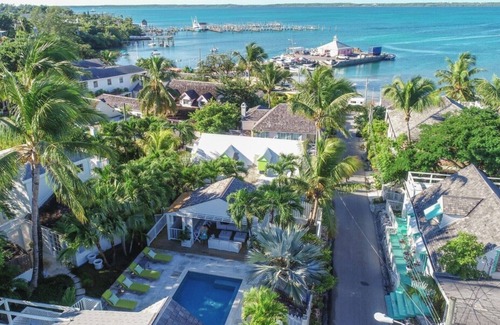 Dunmore Town House | Yellowbird, a Charming Property w/Main House, Guest Cottage, Pool, In Town