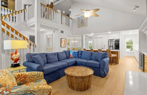 Anna Maria House | Yellowbird: AMI North End, Gulf Views, Pool, Tiki Hut, Elevator by Anna Maria Life Vacation Rentals