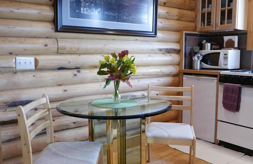 Emigrant Cabin | Yellowstone Montana Cabin Retreat Beauty of Paradise Valley!