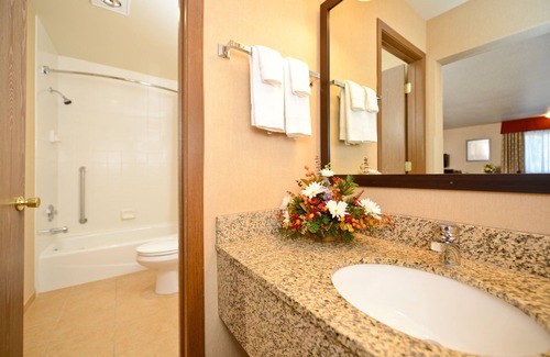 West Yellowstone Hotel | Yellowstone Westgate Hotel