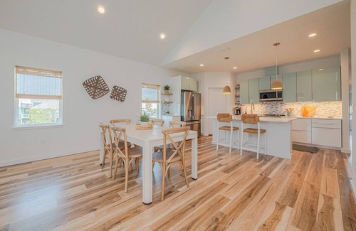 Rockport House | Yellowtail Flats ~ New house on canal in Rockport ~ Great outdoor Space