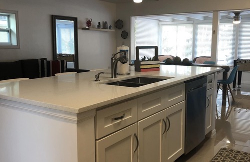 Marathon House | Yellowtail Getaway 3 bedrooms,4 beds,3 bath,boat dock,ice maker and heated pool
