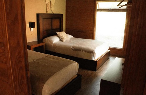 La Laguna Hotel | Yemaya Club