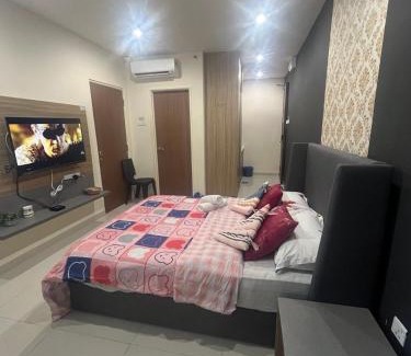 Batu Lintang Apartment | Yenbear Homestay Kozi Square Kuching Sarawak