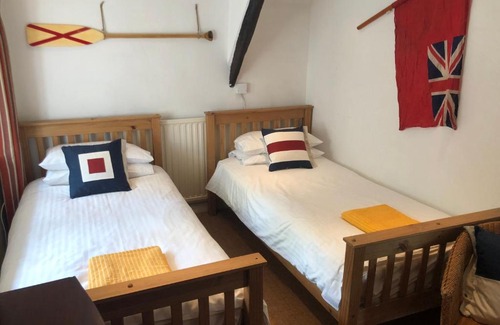 South Pool House | Yeo farm topsham bridge