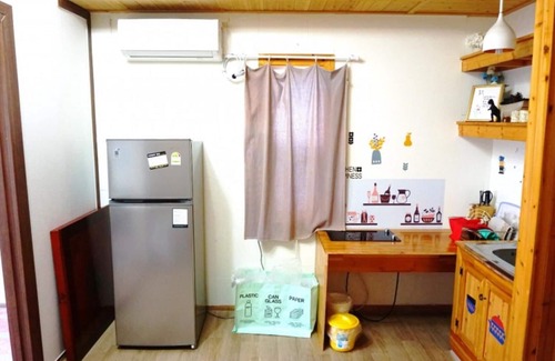Yeongdeok House | Yeongdeok Solhyanggi Pension