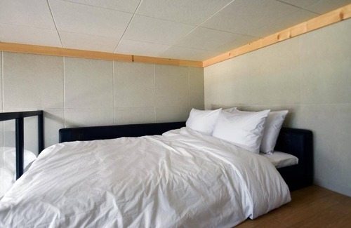 Yeosu House | Yeosu Chunghong Pension