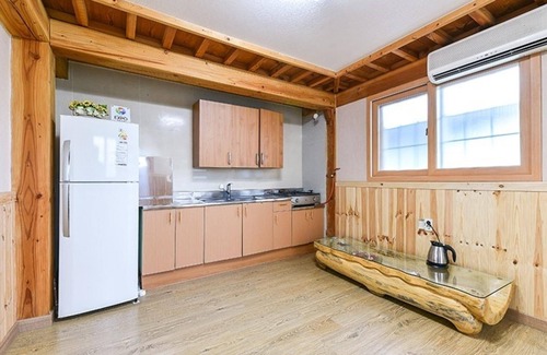 Dolsan-eup House | Yeosu Deulga Pension