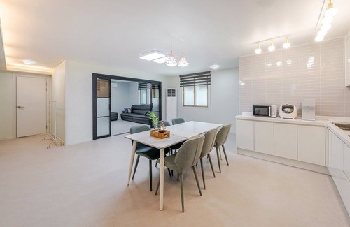 Yeosu House | Yeosu Family House Private Pension