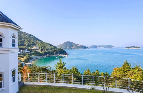 Dolsan-eup House | Yeosu L House Pension