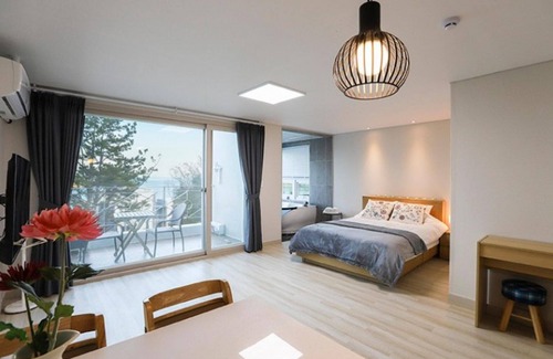 Musilmok House | Yeosu Lamer Pension