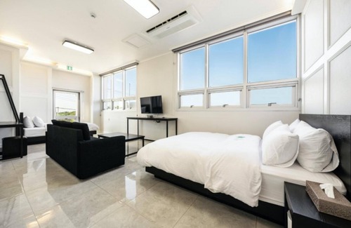 Udu-ri House | Yeosu Little Forest Pension