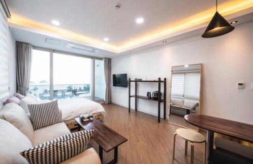 Musilmok House | Yeosu Milagro Pension