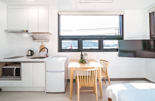 Yeosu House | Yeosu Nangmanstay Pension