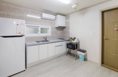 Dolsan-eup House | Yeosu Ocean View Pension