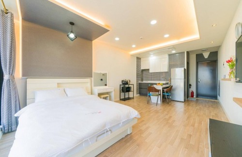 Musilmok House | Yeosu The Island Looks Pension