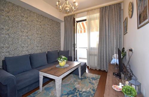 Kentron Apartment | Yerevan4you Ararat View