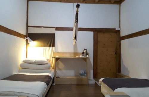Gyeongju House | Yettle Hanok Stay
