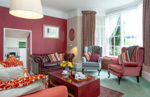Lifton Cottage | Yew Apartment provides the ideal holiday location for exploring West Devon and North Cornwall.