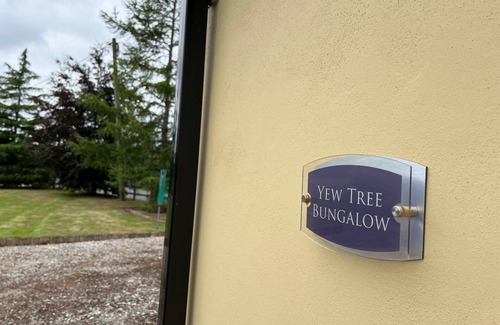 Onneley House | Yew Tree Bungalow, Onneley, Cheshire - Sleeps 4
