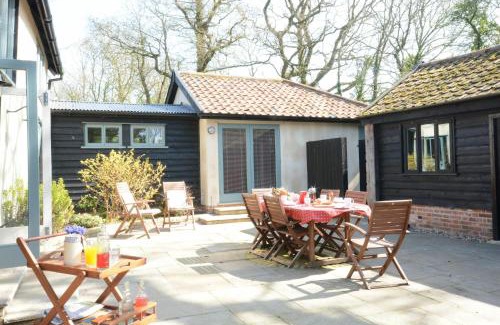 Woodbridge House | Yew Tree Farm Barn, Worlingworth