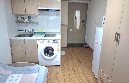 Yeonhui-dong Apartment | YH House Hongdae, Sinchon