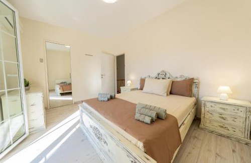 Corfu Town House | Yiasemi Maison