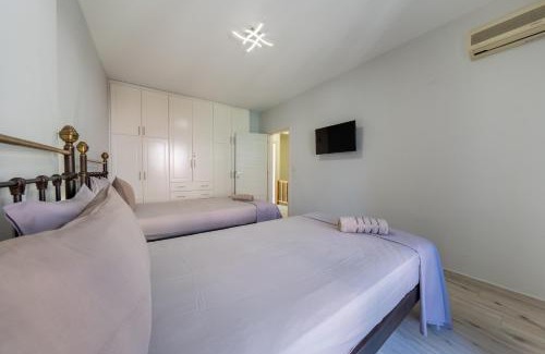 Corfu Town House | Yiasemi Maison