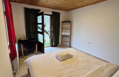 Zeytinli Hotel | Yiva Kazdaglari