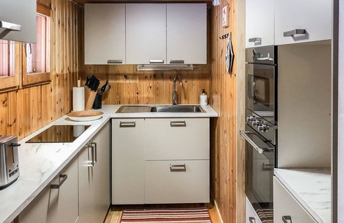 Rukatunturi House | Ylikitkajärvi, Kesäkumpu by Interhome