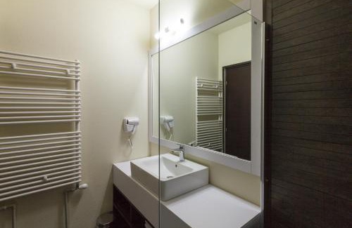 Tirgu Jiu Hotel | YMY HOTELS Târgu Jiu