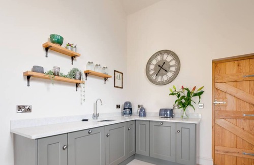 Trawsfynydd House | Ynys Cadno in Trawsfynydd