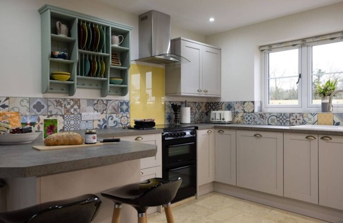 Llandovery Cottage | Ynyswen Barcud · Brecon Beacons Cottage with Stunning Country Views